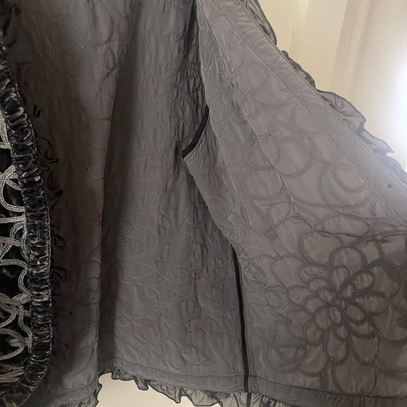 VTG CHICO Grey Metallic floral JACKET Blazer Bohemian Ruffle Artisan Sz 2 - Picture 8 of 11